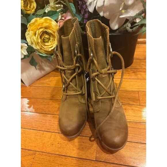 nwob Joan of Arctic Wedge ll tan Ankle waterproof boots size eu 38 us 7 (bot1400 - Picture 8 of 10